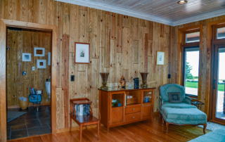 4 Great Paneling Wood Options for Your Log Cabin
