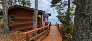 Lakeside Log Cabins
