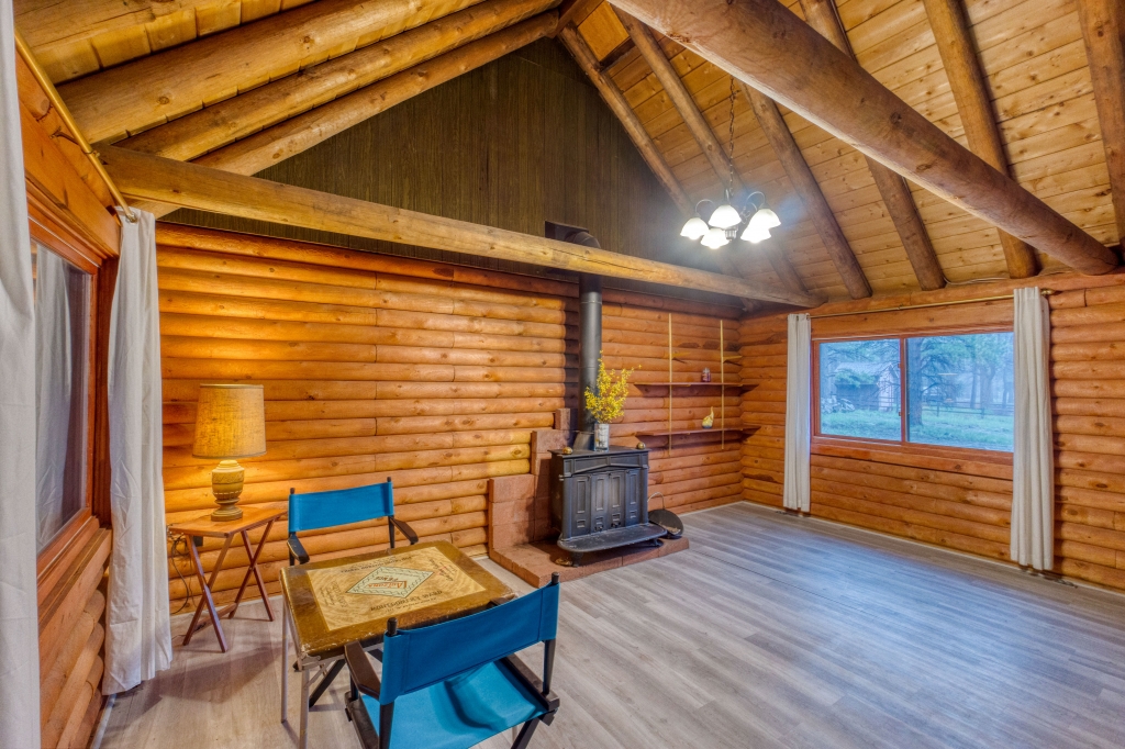 Simple Log Cabin Plans Reduce Building Costs