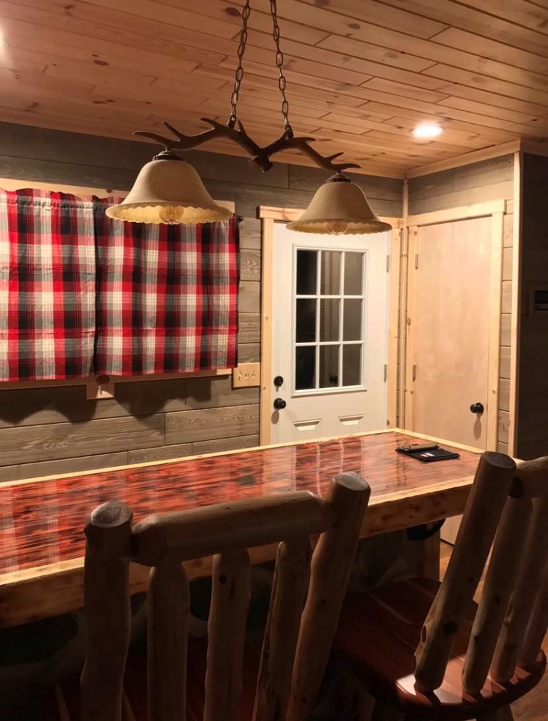 Barnwood Paneling - Barn Wood Wall, Reclaimed Barn Board Look